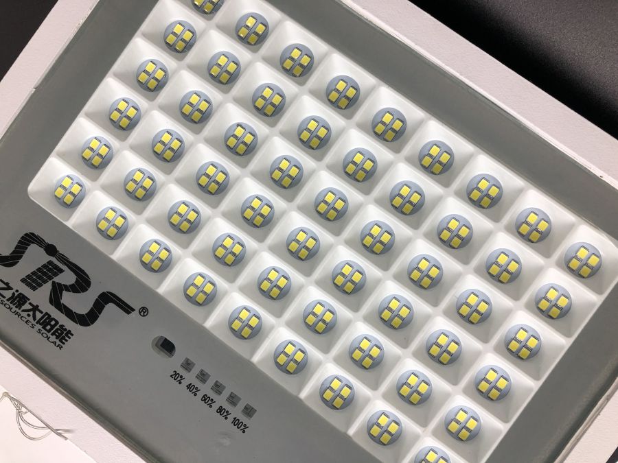 130-133投光灯